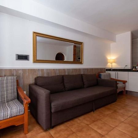 1 Bed Apartment Near The Pool Playa de las Americas  Eksteriør bilde
