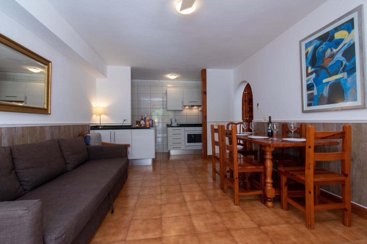 1 Bed Apartment Near The Pool Playa de las Americas  Eksteriør bilde